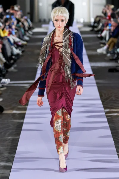 Look 26